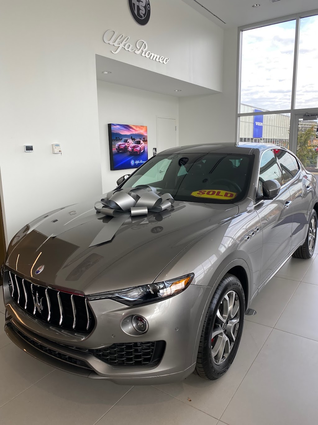 Maserati of Cincinnati | 4109 Plainville Rd, Cincinnati, OH 45227, USA | Phone: (513) 271-3200