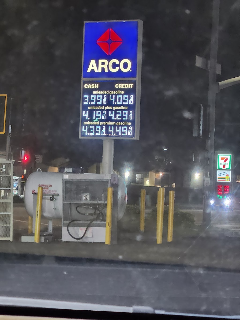 ARCO | 1030 Kendall Dr, San Bernardino, CA 92407, USA | Phone: (909) 882-2476