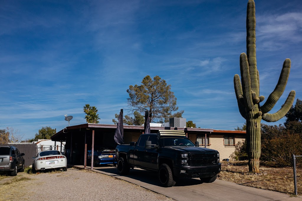 Phoenix Truck Accessories | 4994 N 12th St, Phoenix, AZ 85014, USA | Phone: (602) 482-8200