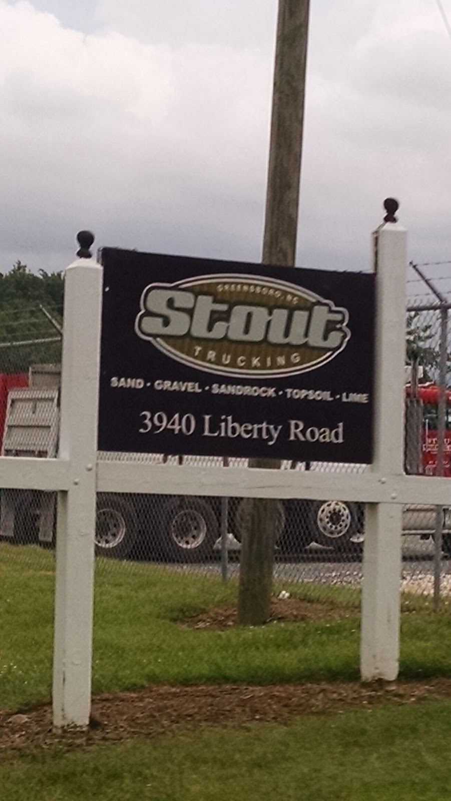 Stout Trucking | 3940 Liberty Rd, Greensboro, NC 27406, USA | Phone: (336) 674-2660