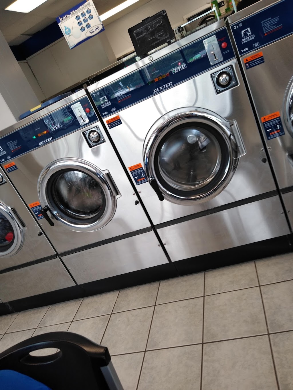 Belleville East Laundromat | 1008 Carlyle Ave, Belleville, IL 62221, USA | Phone: (618) 277-3469