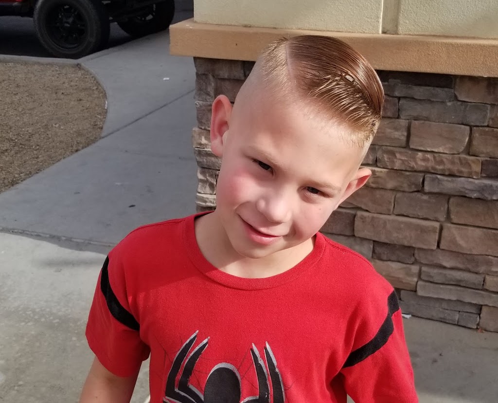 Barber Es Shop | 14763 Cactus Rd #119, Surprise, AZ 85379, USA | Phone: (623) 214-2055