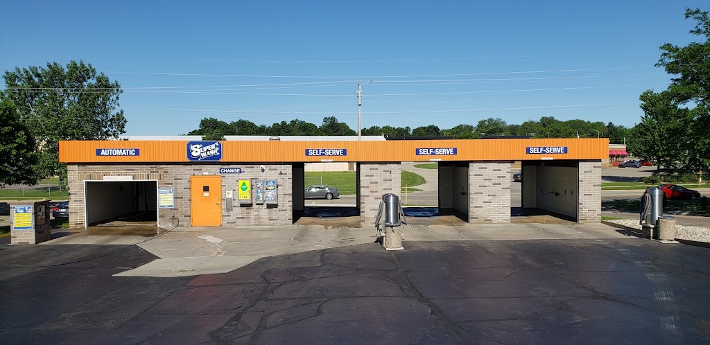 Super Wash | 25 S Crosby Ave, Janesville, WI 53548, USA | Phone: (608) 757-9985