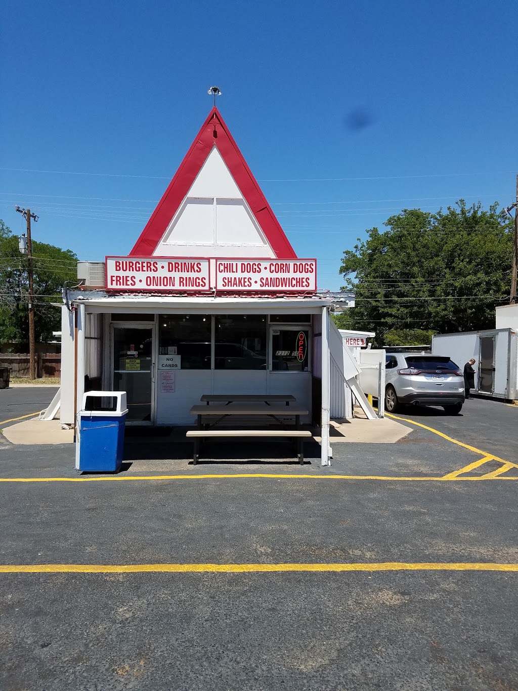 Bonus Burger | 2312 50th St, Lubbock, TX 79412 | Phone: (806) 795-7400