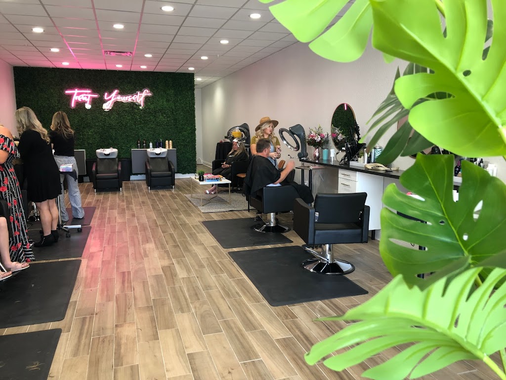 Vibe Salon and Co | 1038 Bloomingdale Ave, Valrico, FL 33596, USA | Phone: (813) 654-2440