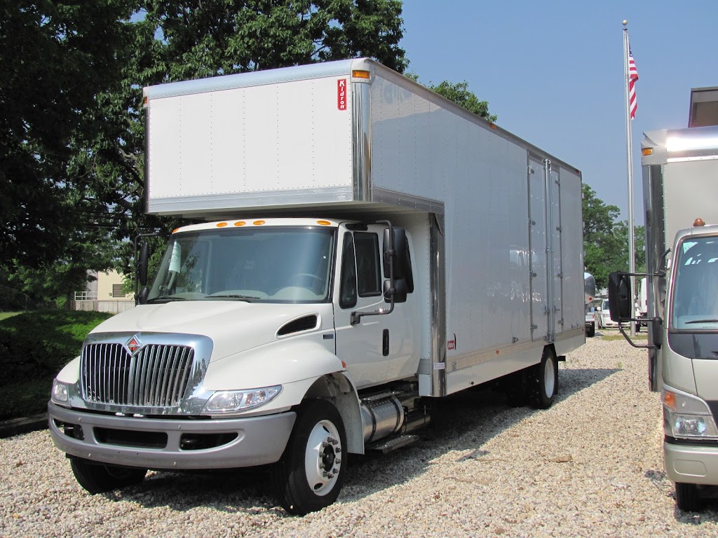 Syosset Trux Sales Inc | 1561 Stewart Ave, Westbury, NY 11590, USA | Phone: (516) 683-9110