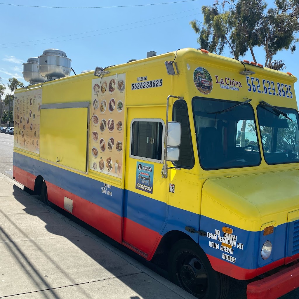 La Chiva Colombia Lonchera | 800 E 33rd St, Signal Hill, CA 90755, USA | Phone: (562) 623-8625