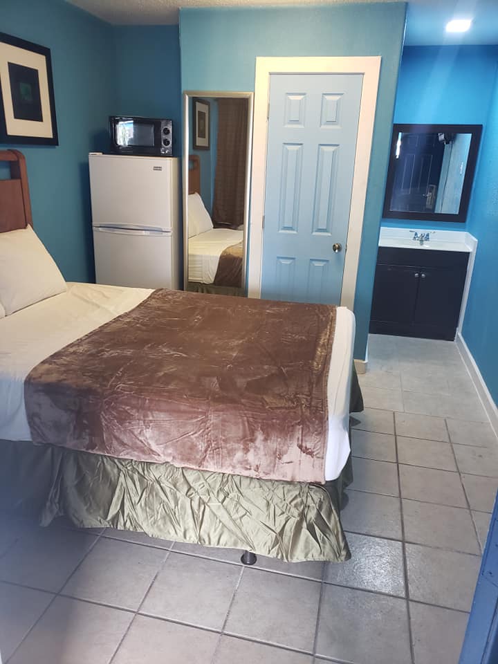 Shivam Reef Motel | 1011 E Market St, Rockport, TX 78382, USA | Phone: (361) 386-0059