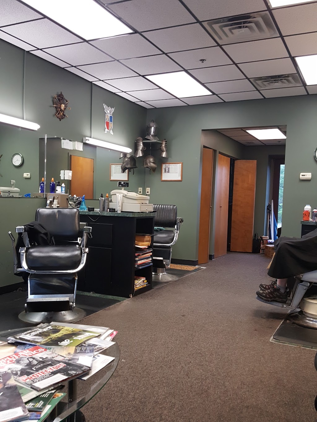 Excalibur Barber Shop | 109 S Ann Arbor St #1320, Saline, MI 48176, USA | Phone: (734) 429-4600