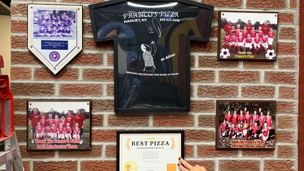 Francos Pizza | 249 W Rte 59, Nanuet, NY 10954, USA | Phone: (845) 623-5690