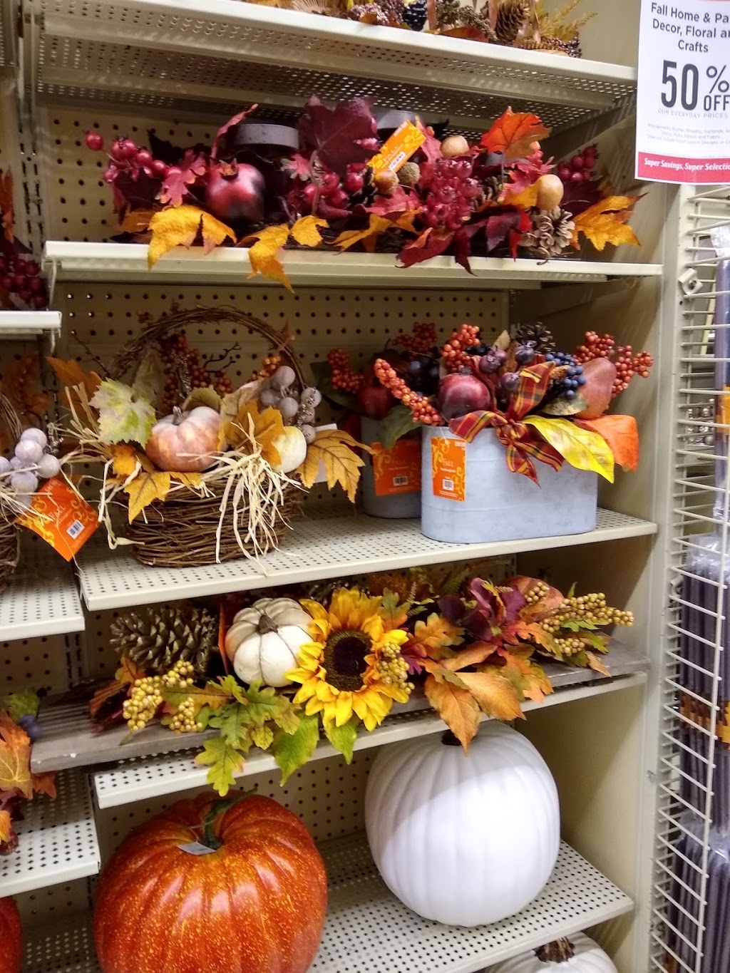 Hobby Lobby | 44725 Schoenherr Rd, Sterling Heights, MI 48313, USA | Phone: (586) 739-8923