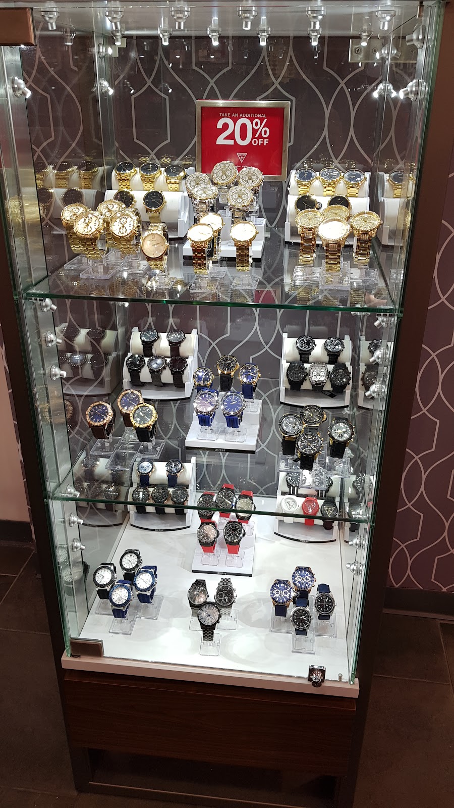 Guess Factory Accessories | 8174 Vineland Ave Space 1548, Orlando, FL 32821, USA | Phone: (407) 477-0267