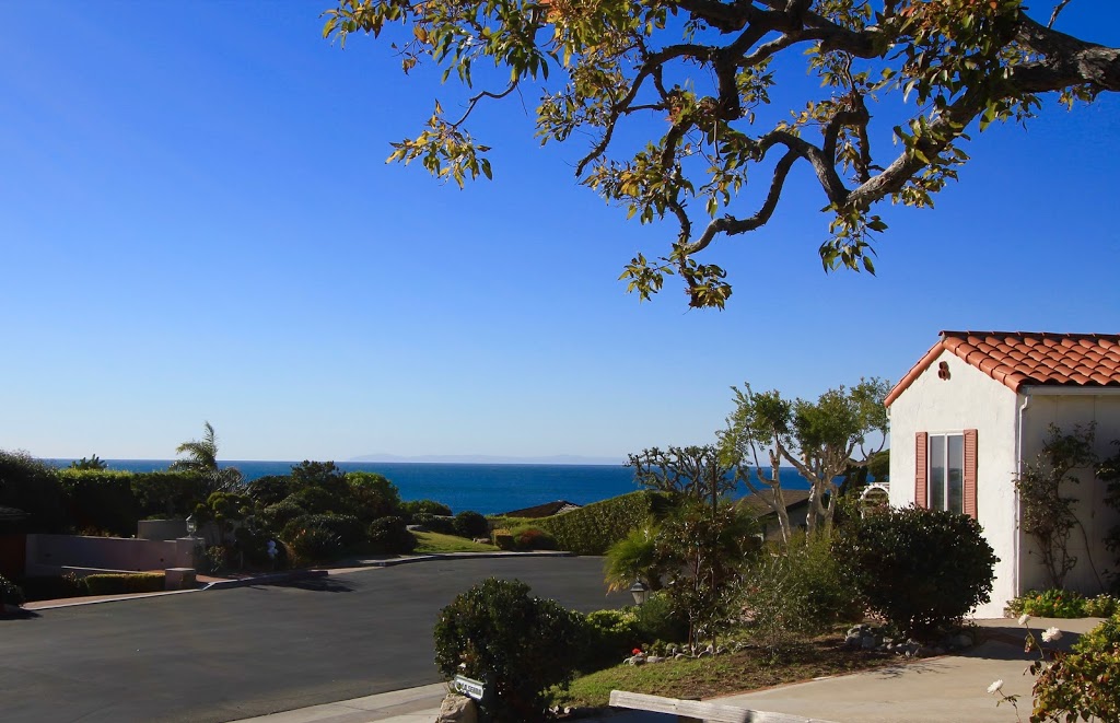 Three Arch Bay Real Estate | 31582 Coast Hwy, Laguna Beach, CA 92651, USA | Phone: (949) 432-3222