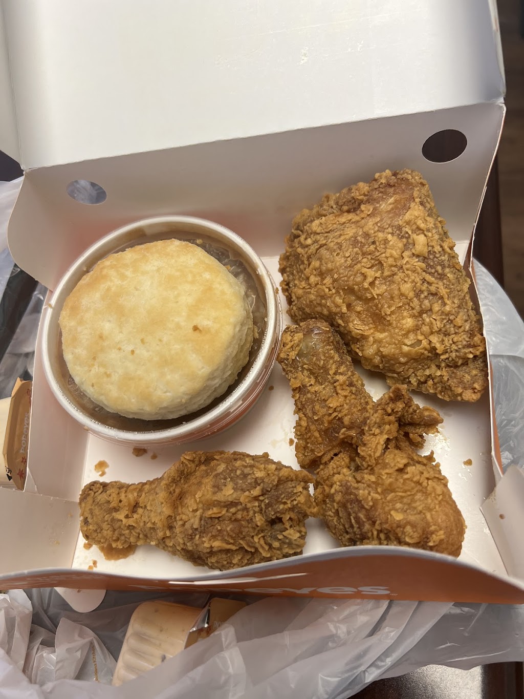 Popeyes Louisiana Kitchen | 1204 N Collins St, Arlington, TX 76011, USA | Phone: (817) 801-1541