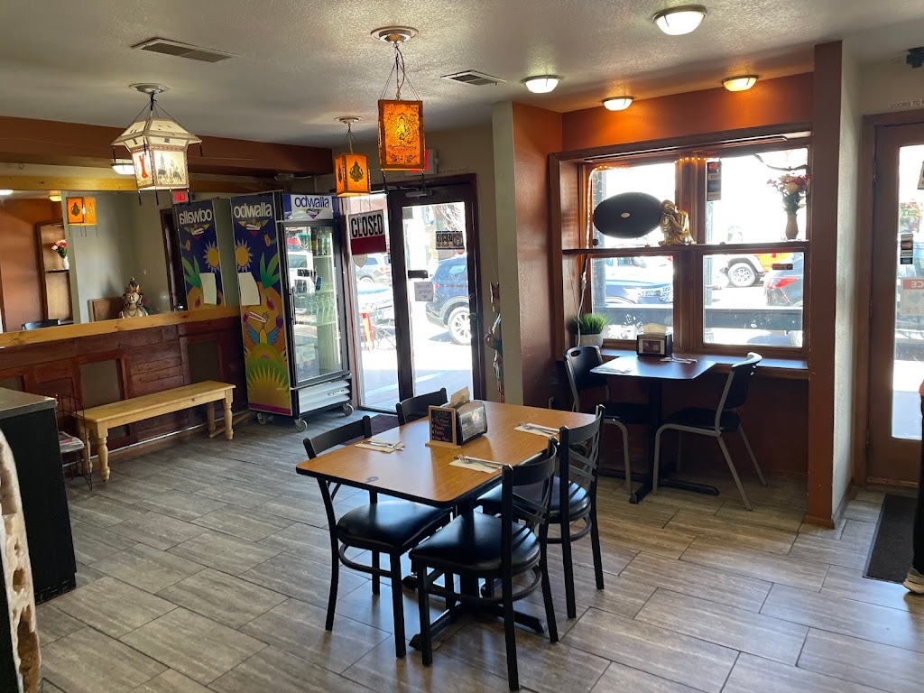 Babus Kitchen & Bar | 915 Manitou Ave, Manitou Springs, CO 80829, USA | Phone: (719) 354-4732