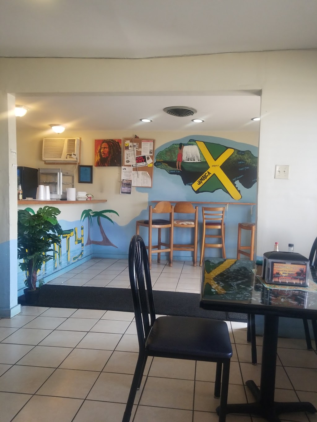 Caribbean Kitchen | 1608 E Washington St, Petersburg, VA 23803, USA | Phone: (804) 722-0422