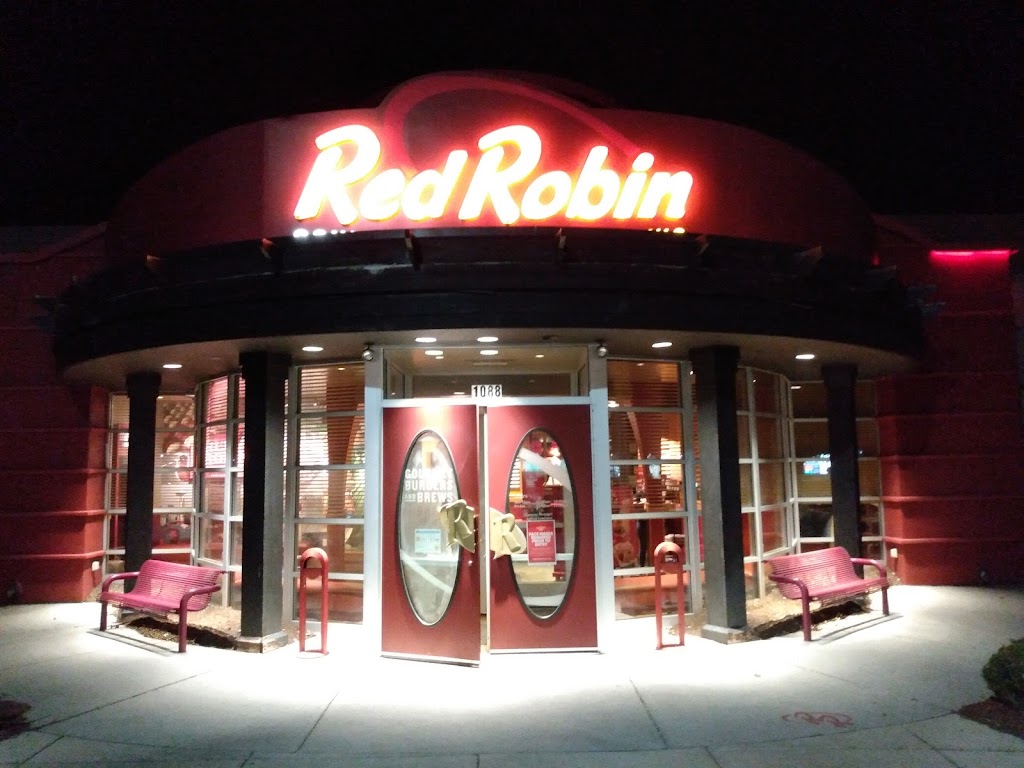 Red Robin Gourmet Burgers and Brews | 1088 Nimmo Pkwy, Virginia Beach, VA 23454, USA | Phone: (757) 427-6900