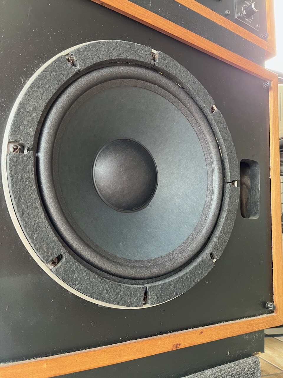 Dixie Speaker Repair | 3229 Veterans Cir Suite 103, Birmingham, AL 35235, USA | Phone: (205) 833-0766