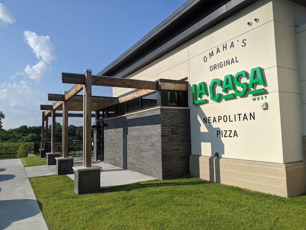 La Casa Pizzaria West at Pacific Springs | 610 S 168th St, Omaha, NE 68118, USA | Phone: (402) 506-6868