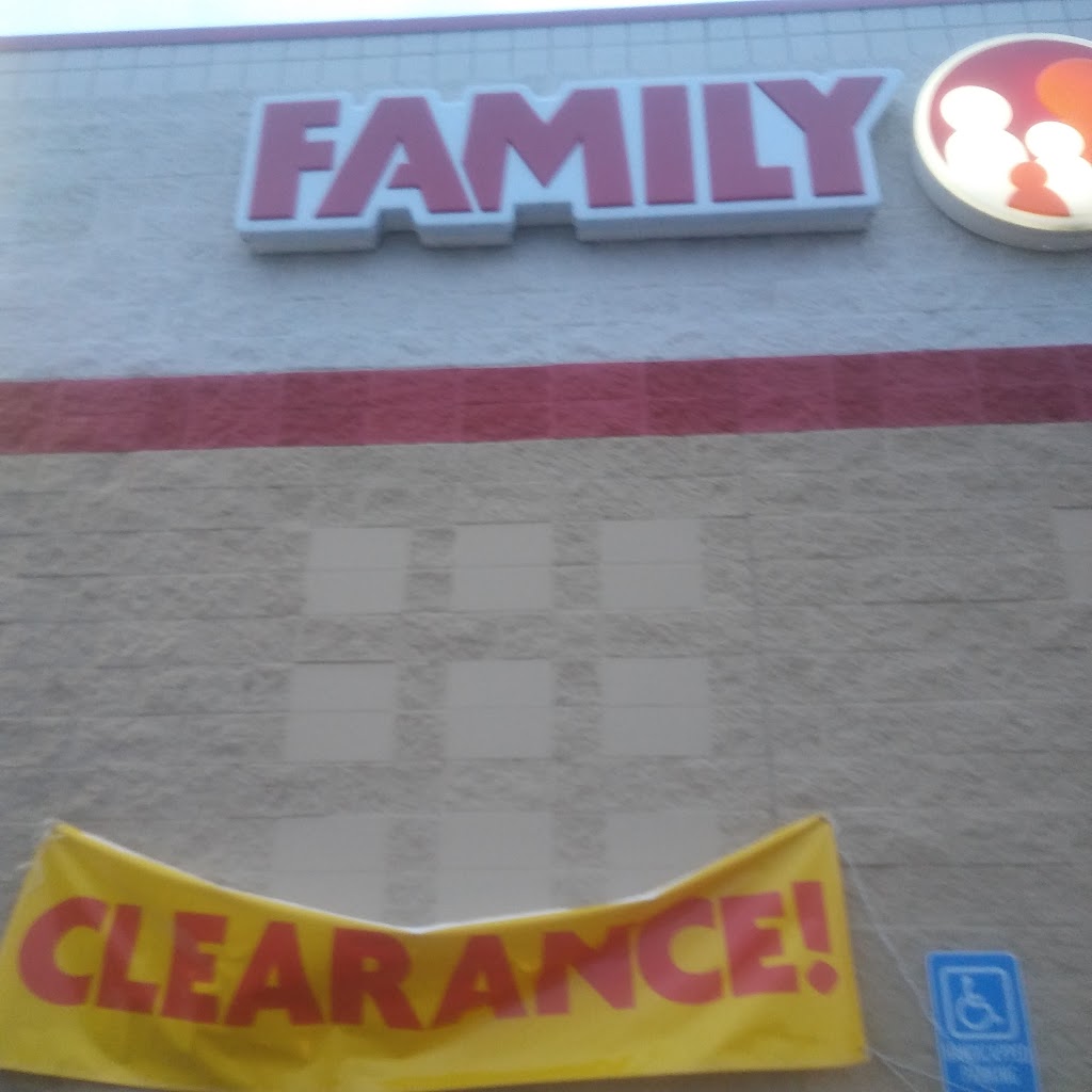 Family Dollar | 1833 Oak St, Youngstown, OH 44506, USA | Phone: (234) 201-7614