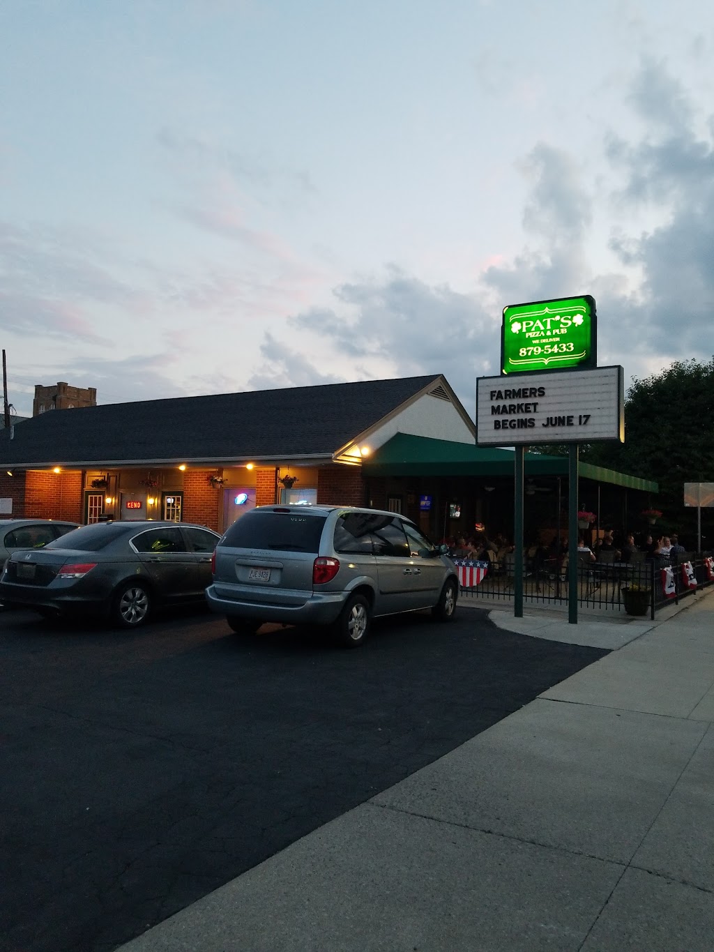 Pats Pizza & Pub | 55 E Main St, West Jefferson, OH 43162, USA | Phone: (614) 879-5433