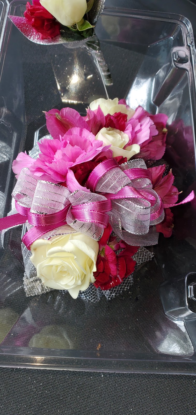 Puskas Family Flowers | 2493 N Ridge Rd, Lorain, OH 44055, USA | Phone: (440) 277-9211