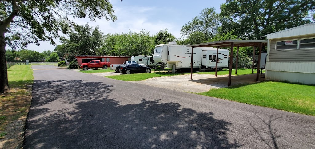 Ranger Mobile Home and RV Park | 2000 W Arkansas Ln, Arlington, TX 76013, USA | Phone: (682) 774-3374