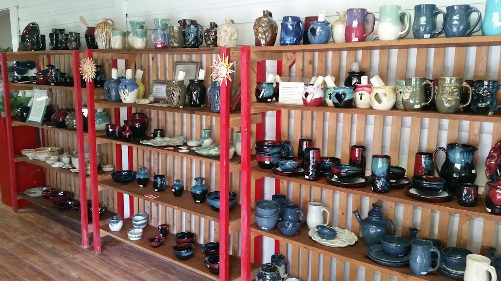 Lufkin Pottery | 123 South St, Seagrove, NC 27341, USA | Phone: (336) 873-8764