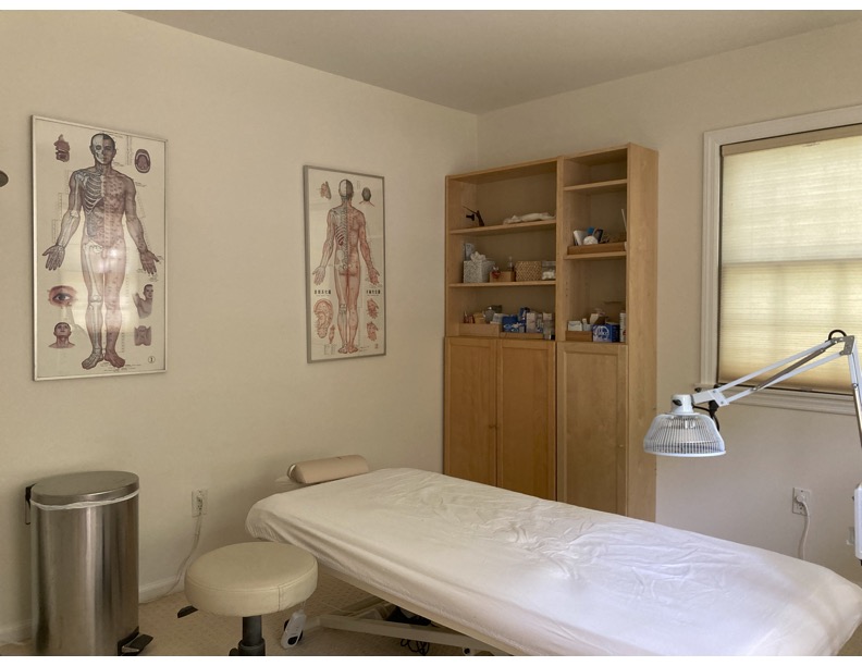 Dr. MaryEllen Velahos, Center for Acupuncture, East | 61 Studio Ct, Stamford, CT 06903, USA | Phone: (203) 524-1875