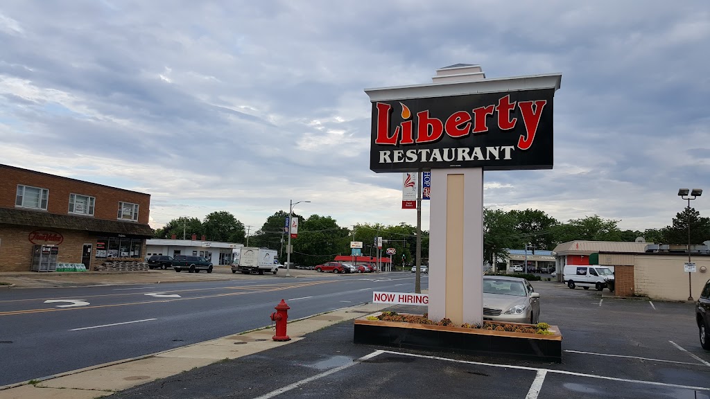 Liberty Restaurant | 419 S Milwaukee Ave, Libertyville, IL 60048, USA | Phone: (847) 362-9494