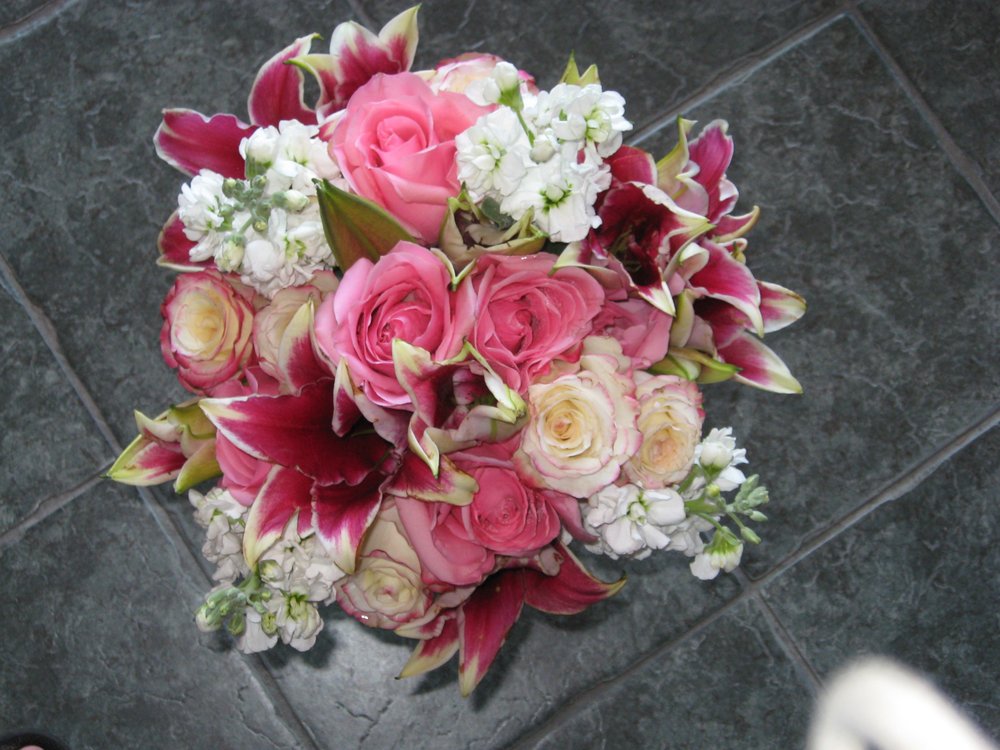 One of A Kind Floral Design | Box 262, Verdi, NV 89439, USA | Phone: (775) 345-0604