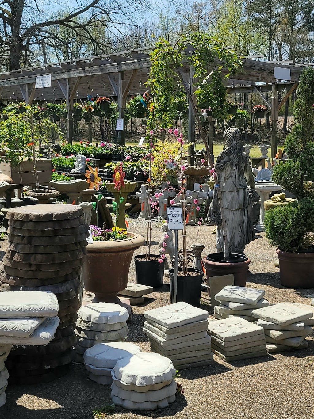 Four Seasons Garden Center | 1745 Hwy 51 S, Hernando, MS 38632, USA | Phone: (662) 449-1768