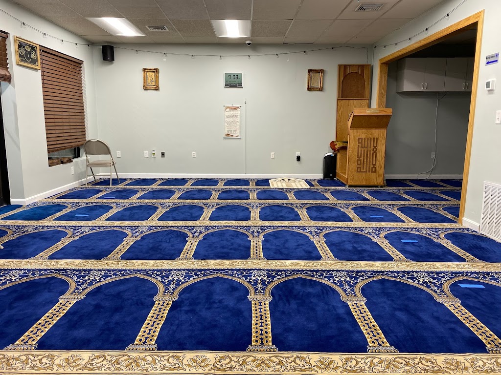 The Islamic Center Of Greater Attleboro (Masjid Yaseen) | 272 County St suite a & b, Attleboro, MA 02703, USA | Phone: (774) 203-3513