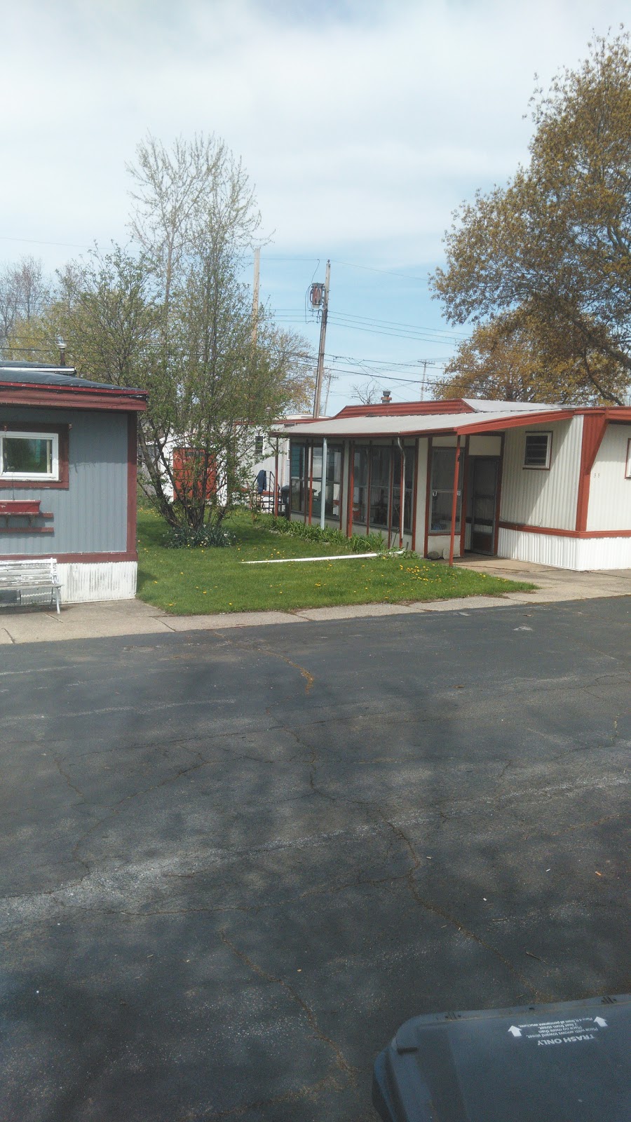 Shamrock Mobile Home Park | 1883 Electric Ave, Lackawanna, NY 14218, USA | Phone: (716) 822-7337