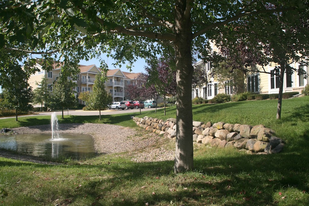 Oak Park Place Baraboo | 800 Waldo St, Baraboo, WI 53913, USA | Phone: (608) 355-4111