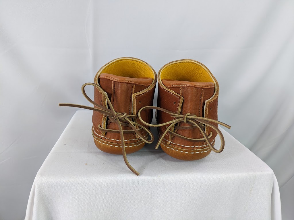 Dyers Original Moccasins | 5961 IN-62, Friendship, IN 47021, USA | Phone: (812) 667-5442