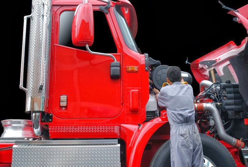 S&T Truck Repair | 13016 SE Hwy 212, Clackamas, OR 97015, USA | Phone: (503) 656-4151