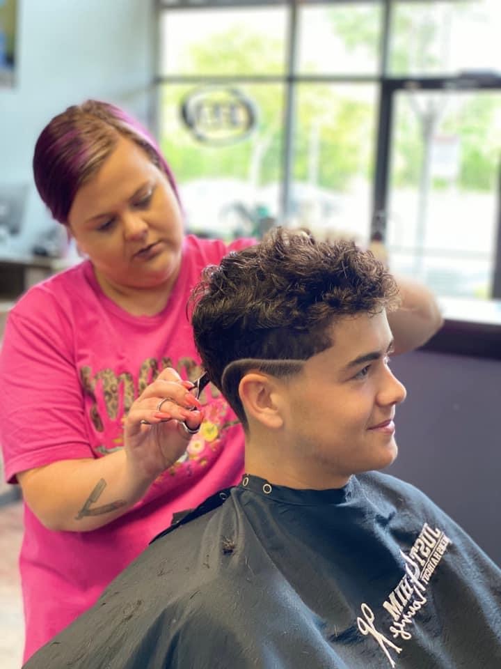 Sandra The Barber | 112 E Pine St, Ponchatoula, LA 70454, USA | Phone: (985) 237-1779