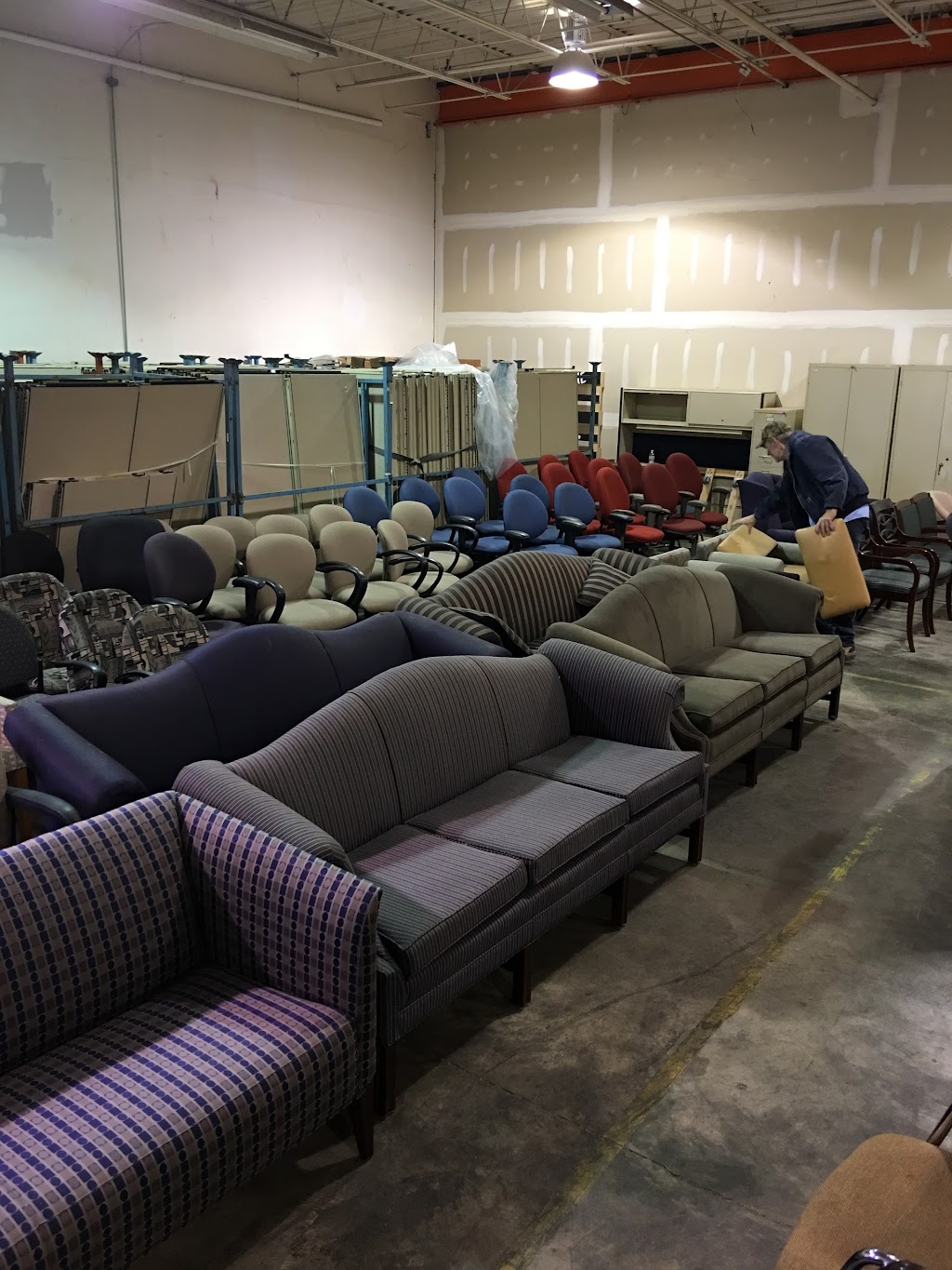 Better Office Furniture | 202 Rock Industrial Park Dr, Bridgeton, MO 63044, USA | Phone: (314) 266-9083
