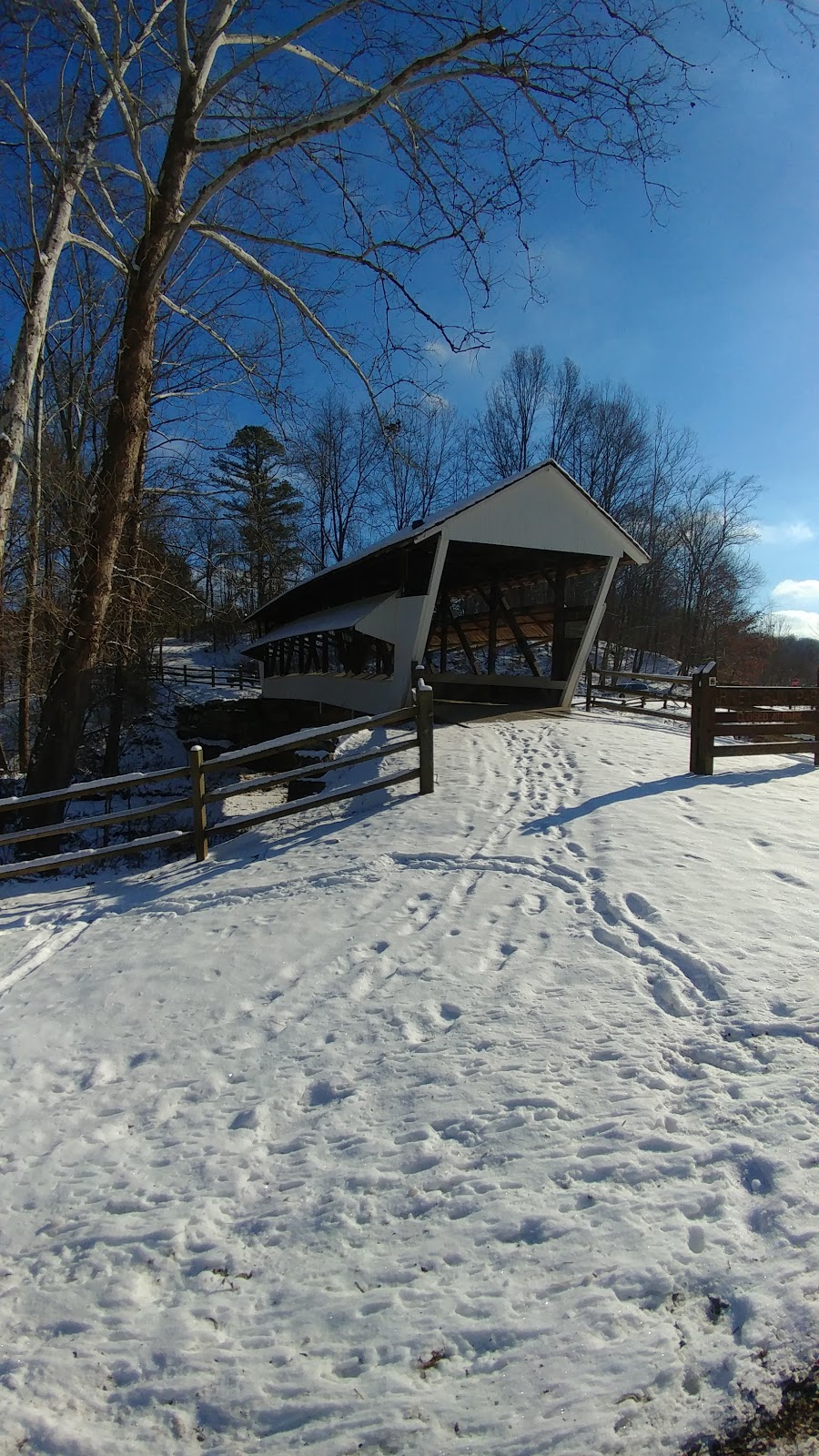 Mink Hollow Covered Bridge | 2340 Meister Rd SW, Lancaster, OH 43130, USA | Phone: (740) 681-7249