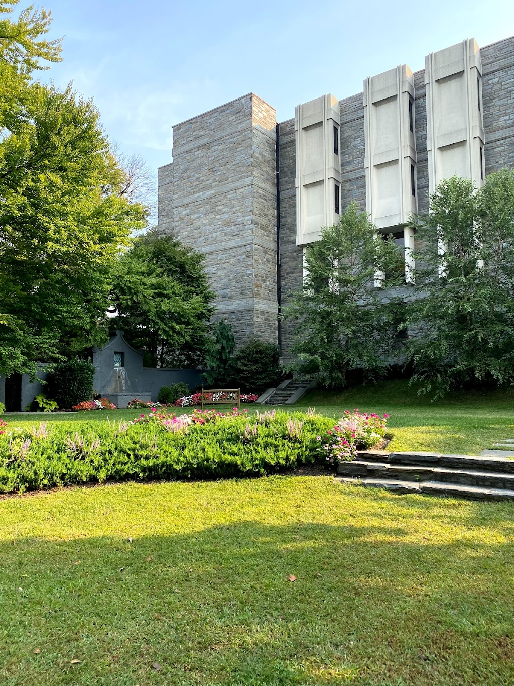 Bryn Mawr College | 101 N Merion Ave, Bryn Mawr, PA 19010, USA | Phone: (610) 526-5000