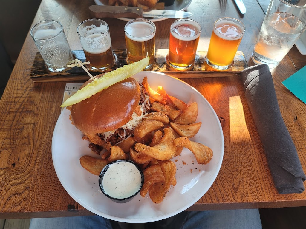 Vintage Brewing Co. Sauk Prairie | 600 Water St, Sauk City, WI 53583, USA | Phone: (608) 370-8200