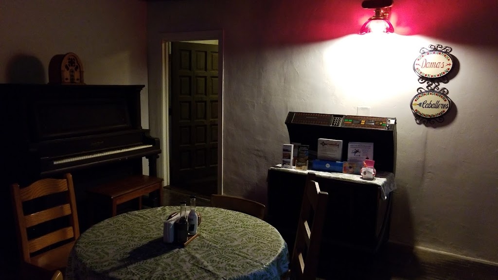 Pereas Restaurant | 4590 Corrales Rd, Corrales, NM 87048, USA | Phone: (505) 898-2442