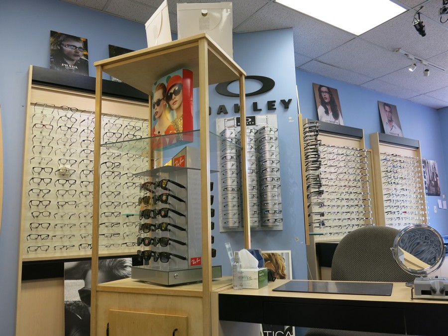 Raymond Opticians | 970 Broadway, Thornwood, NY 10594, USA | Phone: (914) 741-2121