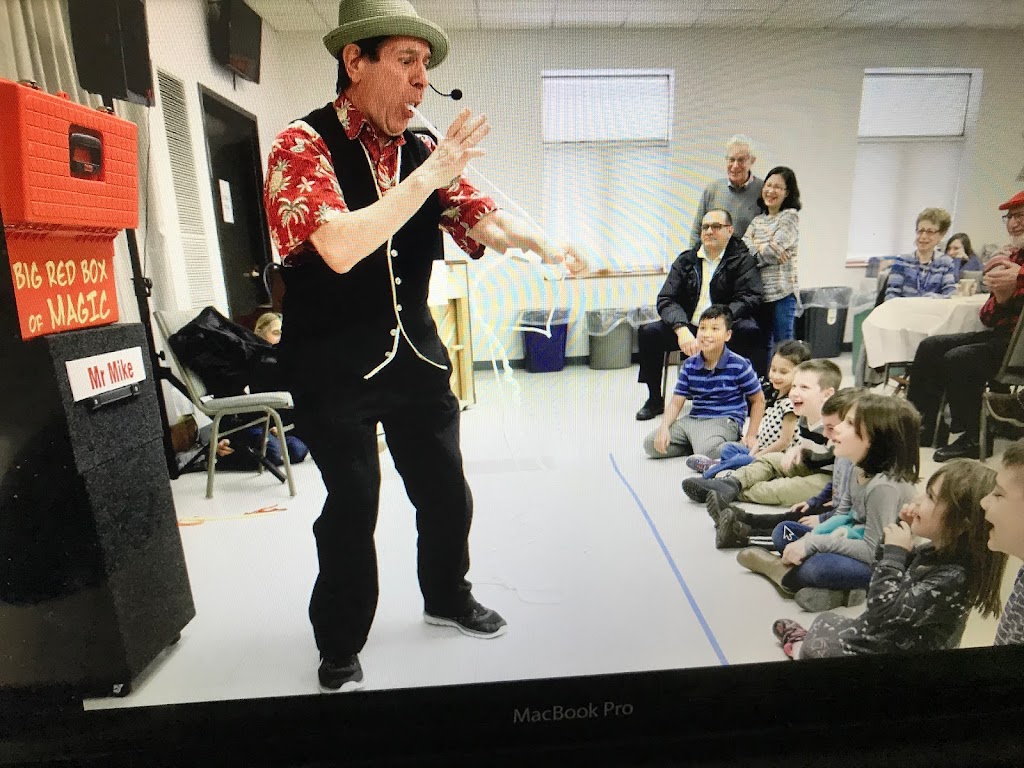 Mr Mike Magic | 12 Mulberry Dr, East Greenbush, NY 12061, USA | Phone: (518) 487-9566