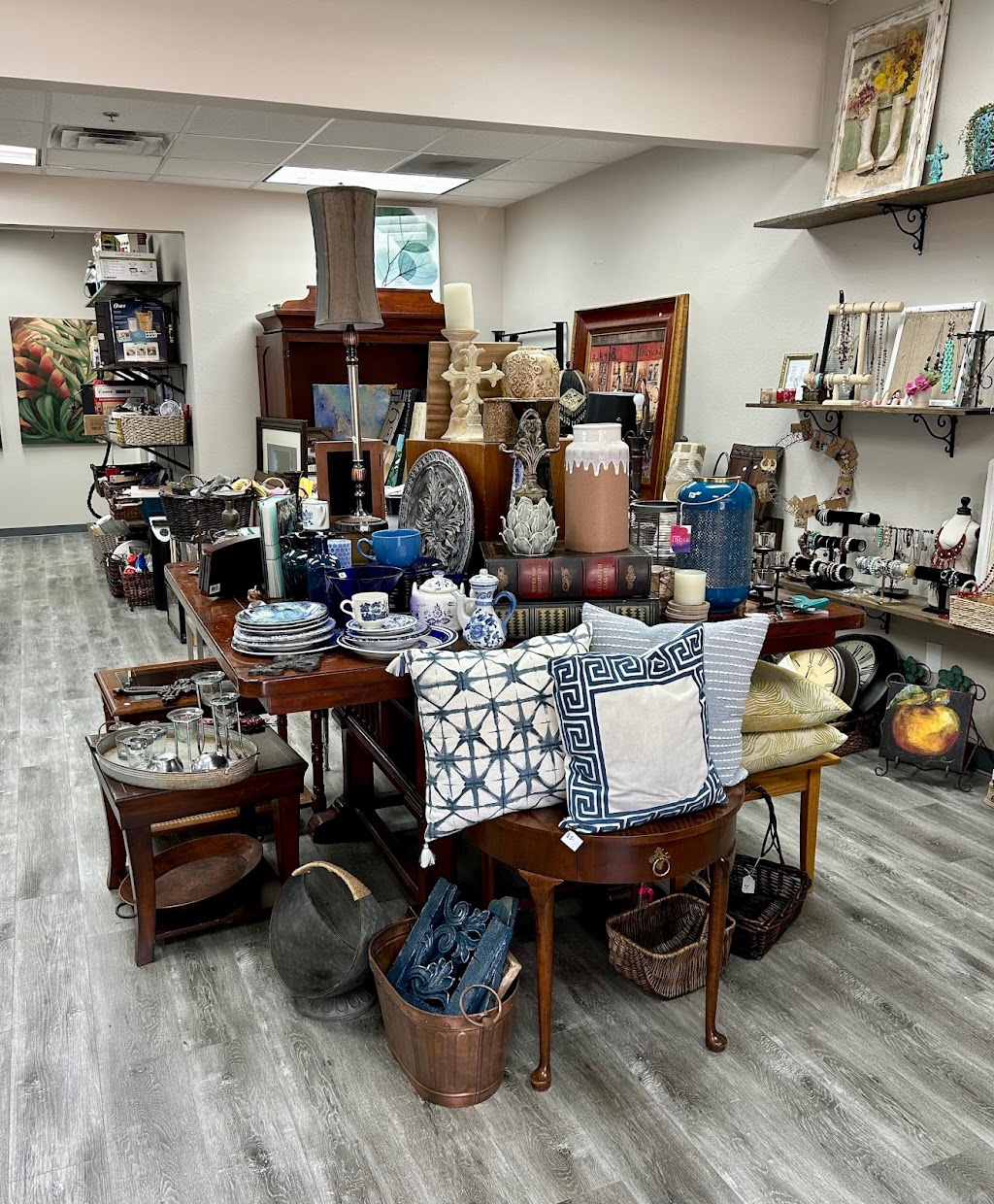 Cornerstone ReSale | 861 N Coleman St # 100, Prosper, TX 75078, USA | Phone: (214) 682-9009 Cornerstone ReSale | 861 N Coleman St # 100, Prosper, TX 75078, USA | Phone: (214) 682-9009