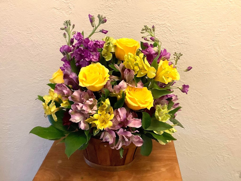 Bouquets in Bloom | 1771 Arona St, Falcon Heights, MN 55113 | Phone: (651) 600-5623