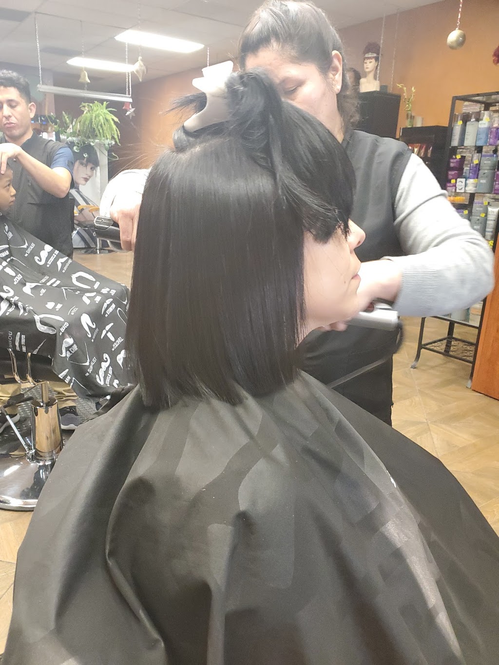 Spejos Salon | 1024 S Peoria St, Aurora, CO 80012, USA | Phone: (303) 366-0635