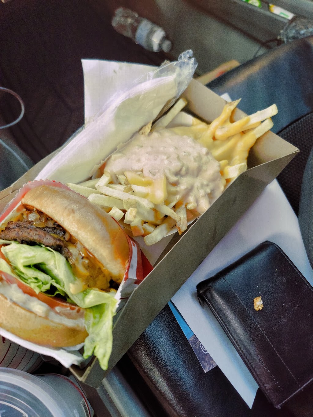 In-N-Out Burger | 22410 Van Buren Boulevard, Riverside, CA 92518, USA | Phone: (800) 786-1000