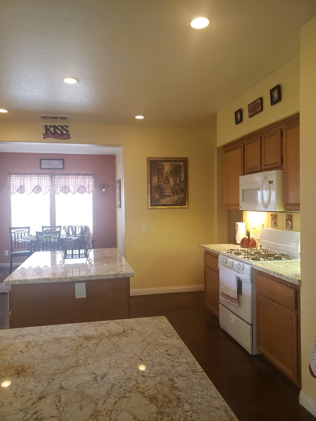 Independent flooring& Stone | 1147 Don Carlos Ct, San Jacinto, CA 92582, USA | Phone: (951) 473-4152